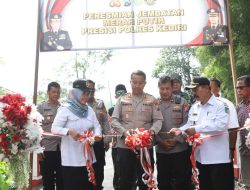 Kapolres Kediri Resmikan Renovasi Jembatan Merah Putih Presisi
