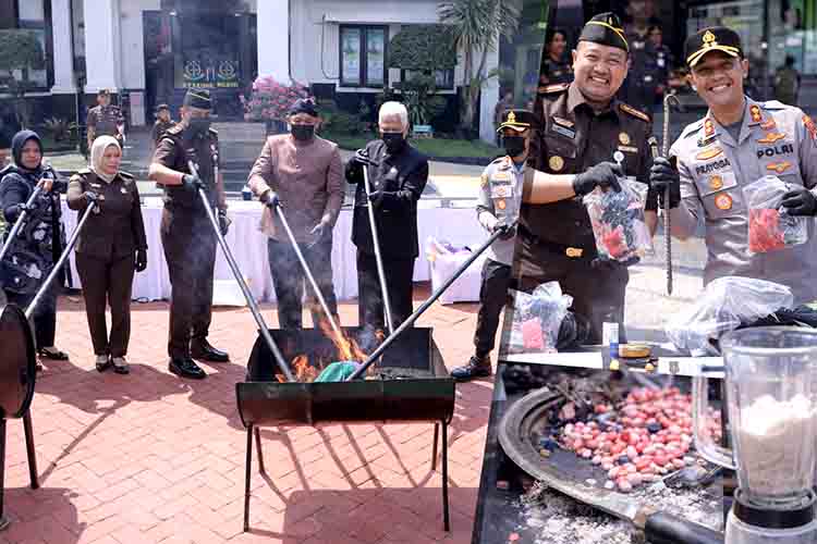 Kapolres Ngawi Hadiri Pemusnahan Barang Bukti Inkracht
