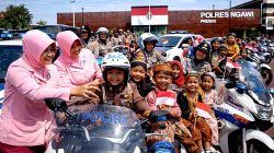 Polwan dan Bhayangkari Ngawi Ajak Anak TK Rayakan Hari Kartini dengan Ceria