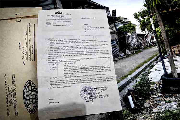 Kemlagilor Diguncang Skandal