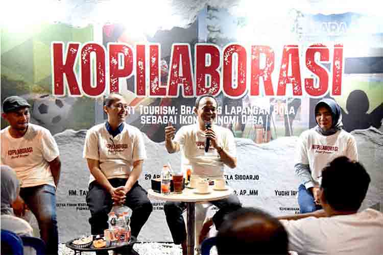 Kominfo Dorong Branding Lapangan Sepakbola Desa