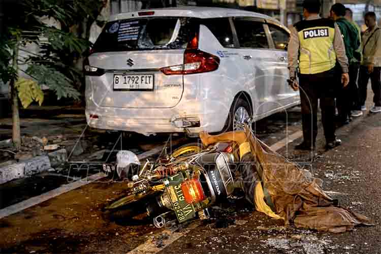 Pemotor Tuban Luka Luka Usai Tabrak Mobil Tamu Muscab PKB