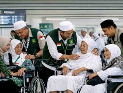 Puluhan Jemaah Haji Tuban Butuh Kursi Roda, Pemerintah All Out Siapkan Pendampingan Khusus!
