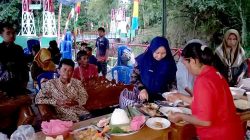 Warga Desa Mendiro, Ngawi Gelar Selamatan Syukuran Pembangunan Jembatan Gantung Perintis Garuda