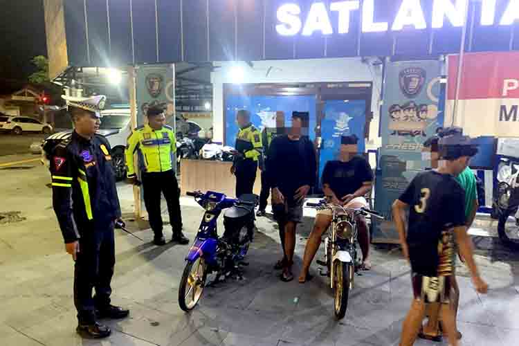 Patroli Malam Polres Ngawi Gagalkan Aksi Balap Liar di Geneng