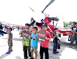 Ribuan Warga Tarakan Padati Lanud Anang Busra, Saksikan Langsung Jupiter Aerobatic Team