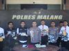 Polres Malang Amankan Dua Pemuda Bawa Sajam Saat Penyekatan Malam 1 Suro