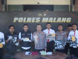 Polres Malang Amankan Dua Pemuda Bawa Sajam Saat Penyekatan Malam 1 Suro