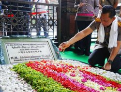Jelang Hari Bhayangkara, Kapolri Ziarah ke Makam Gus Dur