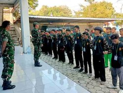 Babinsa Koramil 12/Mantingan Latih Diklatsar Banser di Wilayah Binaannya