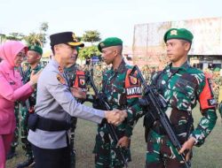 Sinergi TNI-Polri Menguat, Kapolres Kediri Kota Hadiri Penyambutan Satgas Pamtas Yonif 521/DY