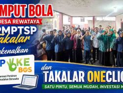 Jemput Bola ke Desa Rewataya, DPMPTSP Takalar Perkenalkan SIP OKE BOS dan Takalar Oneclick
