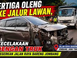 Pengemudi Diduga Mengantuk, Suzuki Ertiga Tabrak Truk di Jalan Raya Bareng Jombang