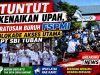 Tuntut Kenaikan Upah, Ratusan Buruh FSPMI Blokade Akses Utama PT SBI Tuban