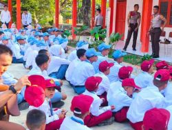 Polri Kerahkan 372 Taruna Akpol Dampingi Siswa di 73 Sekolah Rakyat Bersama Taruna Akademi TNI