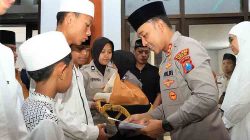 Polres Ngawi Peringati Maulid Nabi, Gelar Doa Bersama dan Santuni Anak Yatim (2)