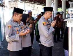 Sinergi Spiritual, Kapolres Pelabuhan Tanjung Perak Ziarah Wali di Surabaya