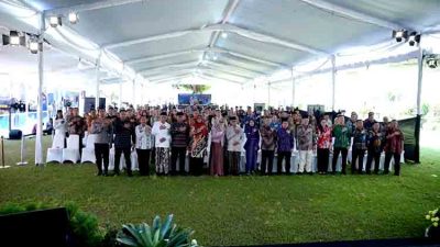 Dukung Ekonomi Syariah, Wakapolres Kediri Kota Hadiri Opening Semarak Ekonomi Syariah di Balai Kota