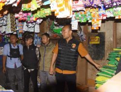 Satgas Pangan Polres Bondowoso Pastikan Harga Beras di Pasar Induk Sesuai HET