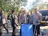 Terapkan Ecology Policing, Patroli Gentong Polres Trenggalek Kembali Salurkan Bantuan Air Bersih