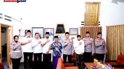 Kapolres Kediri Kota Gus Bidin Sepakat Perkuat Komunikasi Jaga Keamanan Kegiatan di Lirboyo