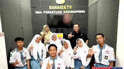 Kreativitas Tanpa Batas, Tim Media SMAPER Lamongan Resmikan Akronim KLIK sebagai Identitas Baru